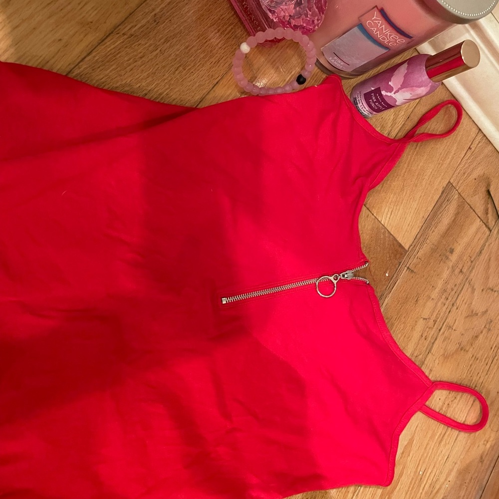 Red bodysuit - Picture 2 of 6